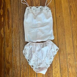 Elegant White Lace Lingerie Set